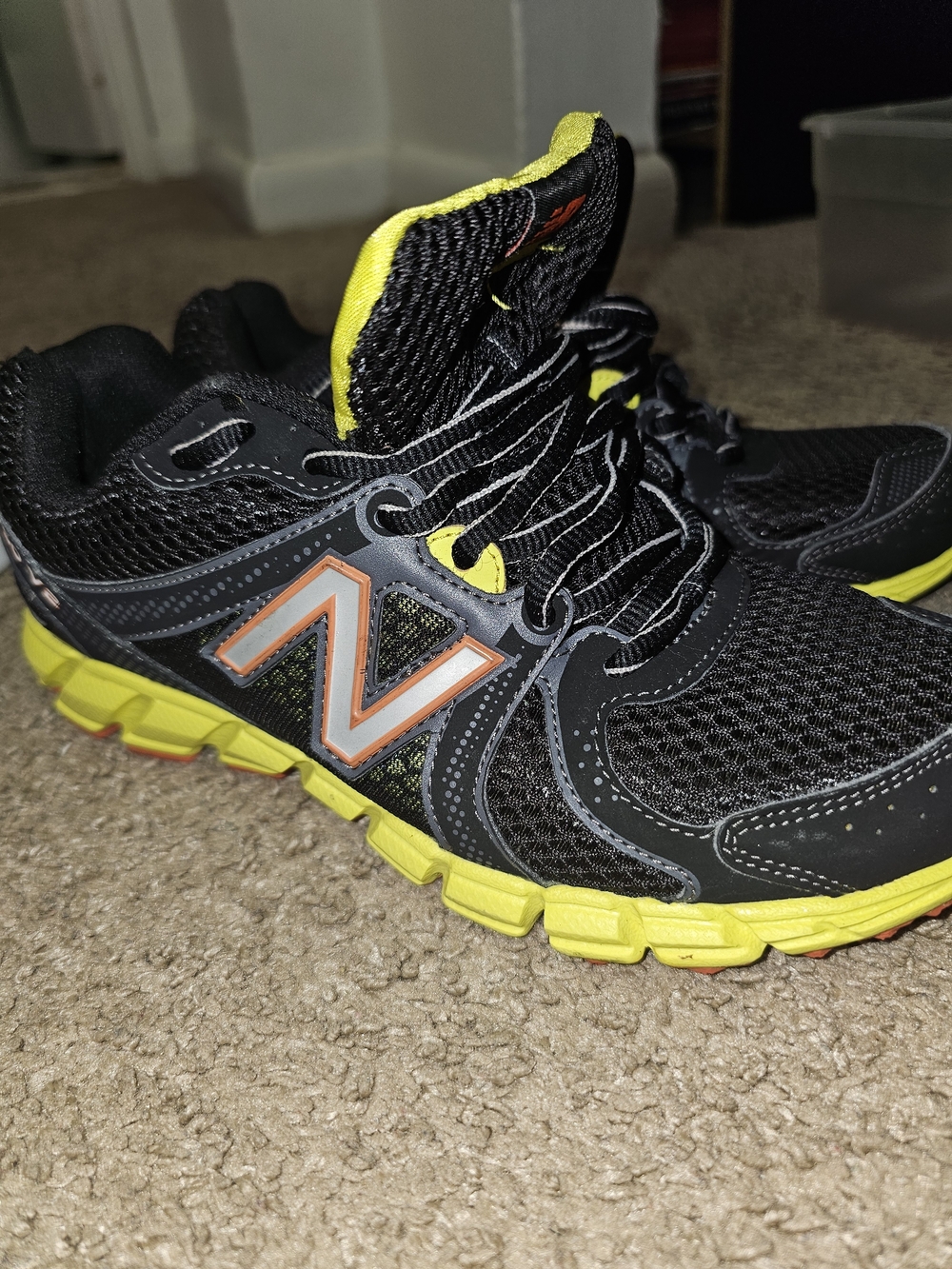 New Balance Men’s Running Shoes - Black & Yellow - Picture 2 of 5